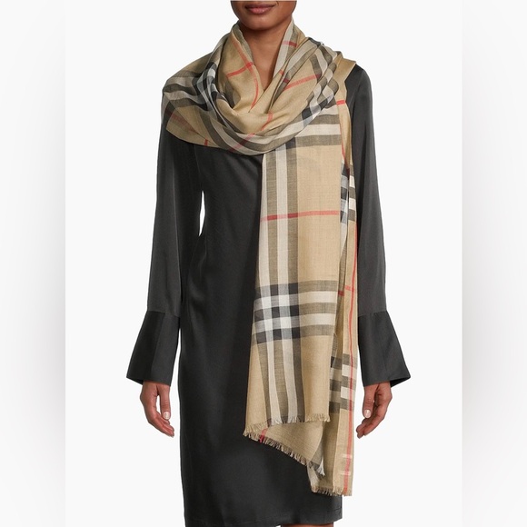 Burberry Check Wool-Silk Scarf, Archive Beige, OneSize - Picture 1 of 10